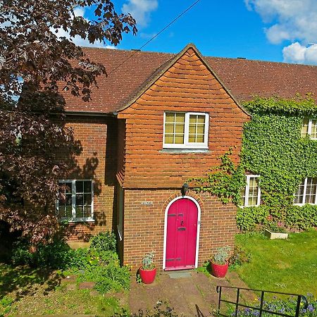 Angel View Guildford Exterior photo