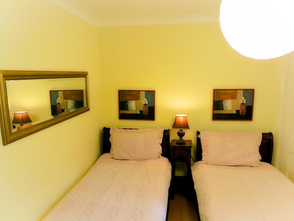 Angel View Guildford Room photo