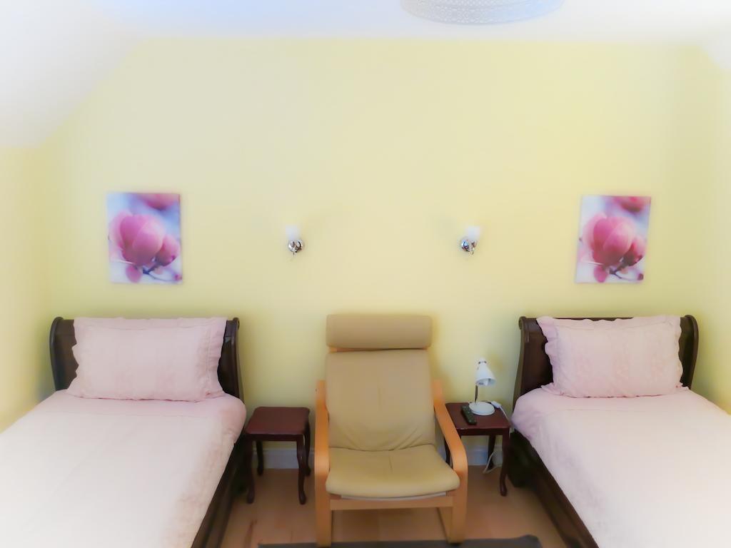 Angel View Guildford Room photo